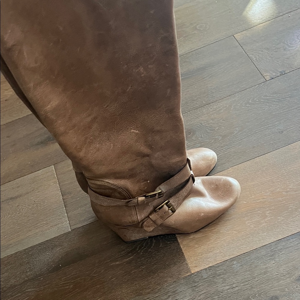 Steve Madden Tan Leather Wedge Boots - Picture 3 of 7